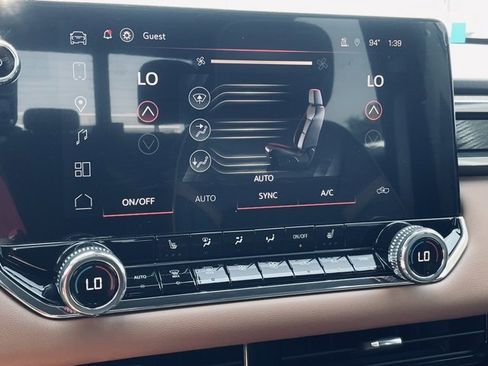 New 2025 GMC Canyon AT4 w/ Nightfall Edition image 18