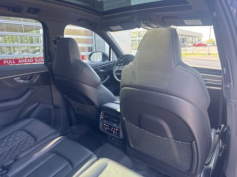 Certified 2021 Audi SQ7 Premium Plus w/ Driver Assistance Package AWD/4WD image 57