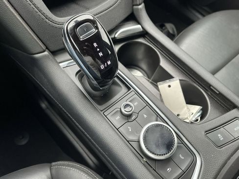 Used 2024 Cadillac XT5 Premium Luxury image 28