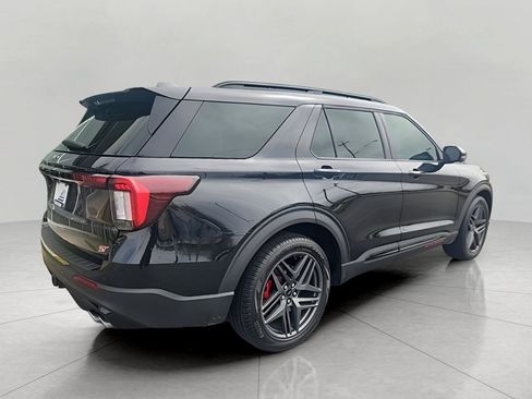 Certified 2026 Ford Explorer ST w/ Sun And Sound Package image 7