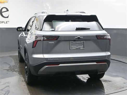 New 2026 Chevrolet Equinox LT image 13