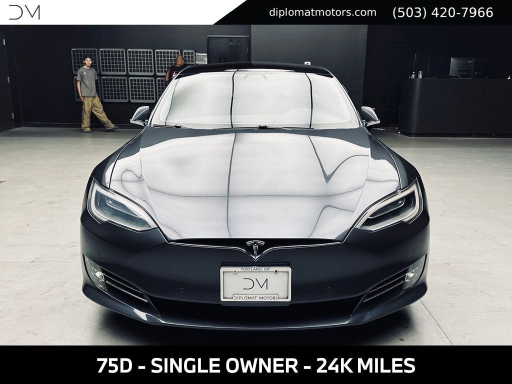 Used 2017 Tesla Model S 75D AWD/4WD image 10