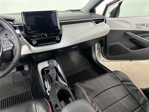 Used 2024 Toyota Corolla SE FWD image 19