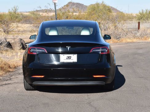 Used 2018 Tesla Model 3 Long Range AWD/4WD image 4