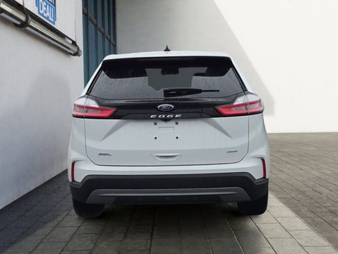 Certified 2024 Ford Edge SEL image 4