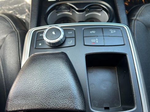 Used 2014 Mercedes-Benz GL 550 4MATIC image 20