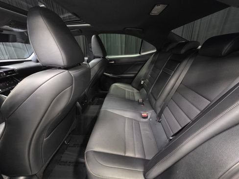 Used 2017 Lexus IS 350 F Sport RWD image 33