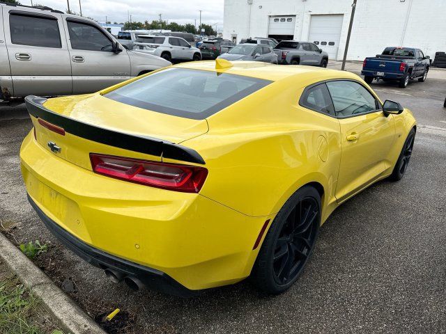 Used 2017 Chevrolet Camaro LT RWD image 4