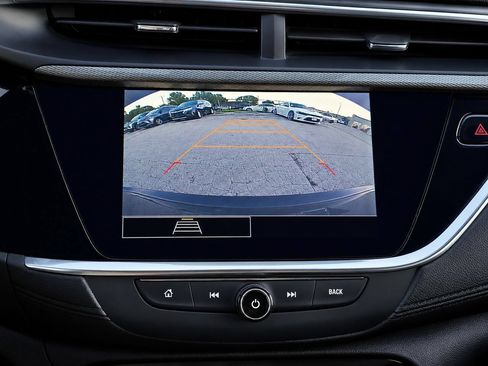 Certified 2020 Buick Encore GX Preferred w/ Sport Touring Package FWD image 19