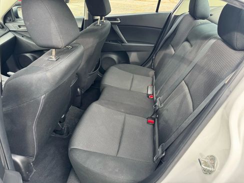 Used 2013 MAZDA MAZDA3 i Touring image 9