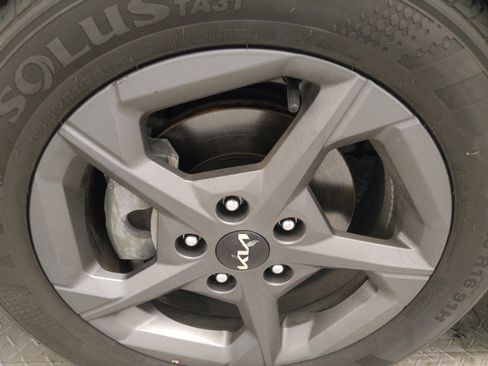 Used 2025 Kia K4 FWD image 31