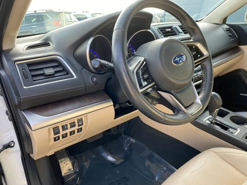 Used 2018 Subaru Outback 3.6R Limited image 12