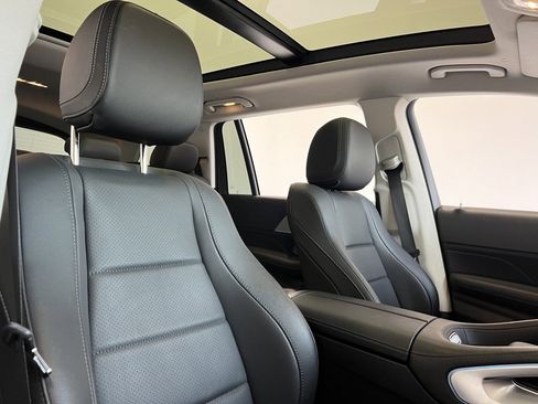 Used 2024 Mercedes-Benz GLS 450 4MATIC w/ AMG Line Exterior image 23