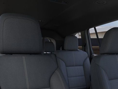 New 2026 GMC Acadia Elevation FWD image 24