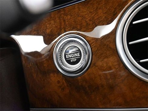 Used 2018 Mercedes-Benz E 300 4MATIC image 42