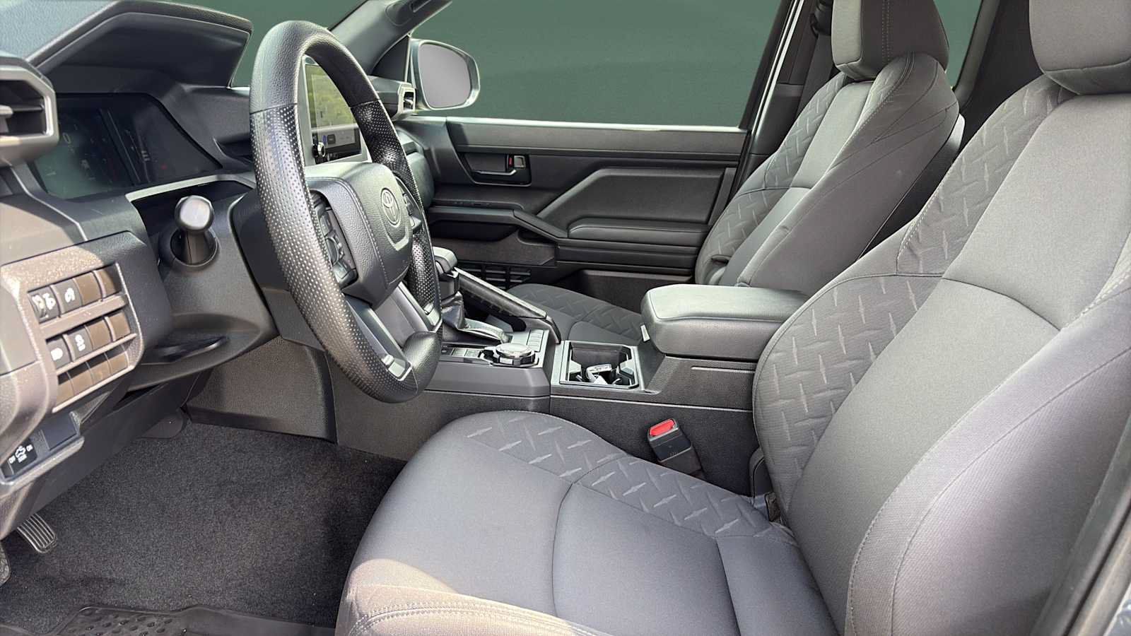 Used 2025 Toyota Tacoma SR AWD/4WD image 22