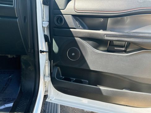 Used 2020 Ford Expedition Limited w/ Equipment Group 303A AWD/4WD image 34