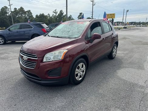 Used 2016 Chevrolet Trax LS w/ LPO, Cargo Package image 1
