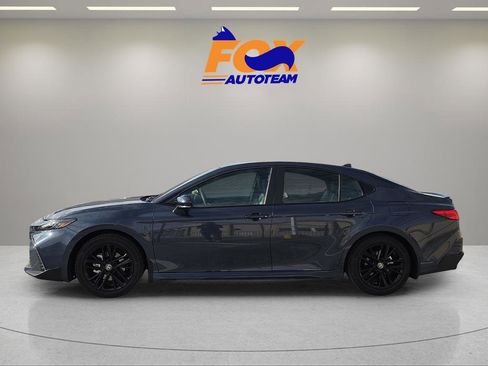 New 2026 Toyota Camry SE FWD image 2
