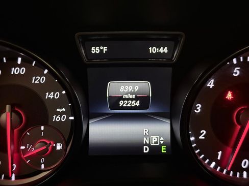 Used 2015 Mercedes-Benz GLA 250 4MATIC image 37