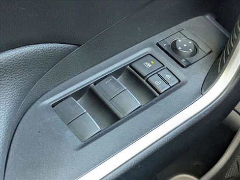 Used 2022 Toyota RAV4 XLE Premium AWD/4WD image 12