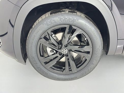 New 2026 Volkswagen Atlas Cross Sport SEL R-Line AWD/4WD image 33