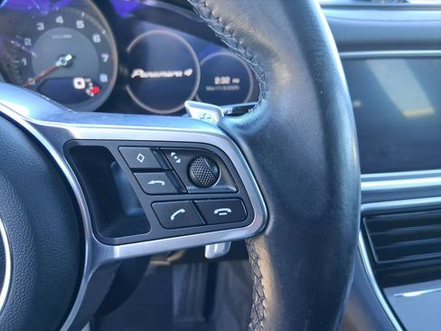 Used 2019 Porsche Panamera 4 image 18