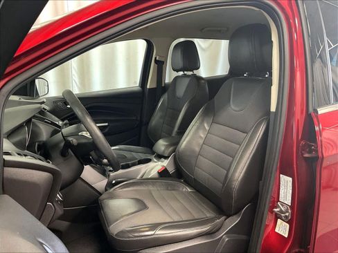 Used 2016 Ford Escape SE w/ SE Chrome Package image 10