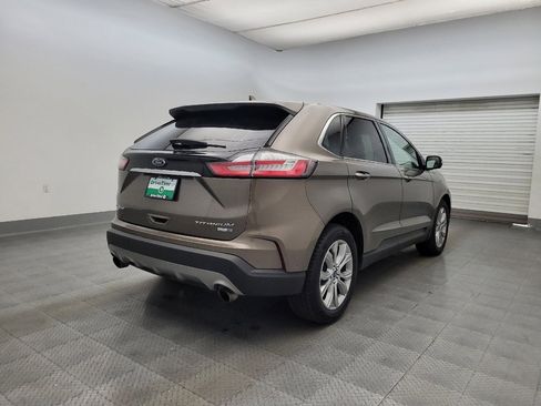 Used 2019 Ford Edge Titanium w/ Equipment Group 301A image 9