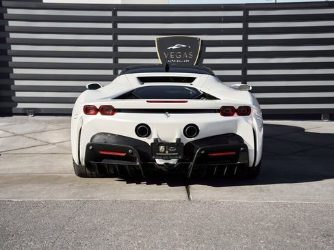 Used 2022 Ferrari SF90 Stradale image 25