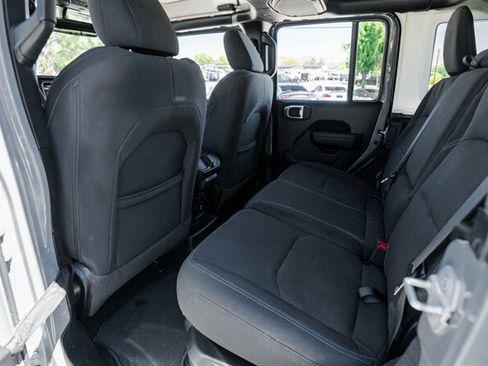 Used 2023 Jeep Wrangler Unlimited Rubicon 4xe w/ Cold Weather Group AWD/4WD image 38
