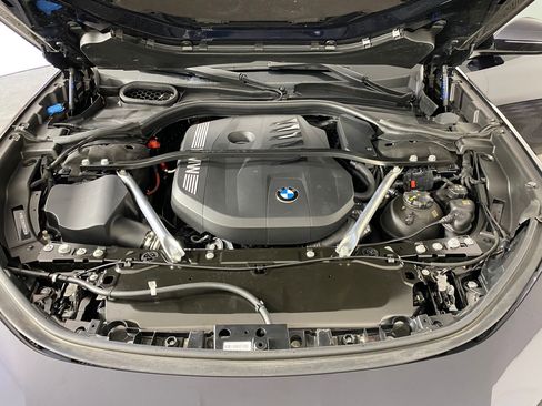 Certified 2024 BMW 740i xDrive image 33