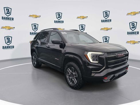Used 2026 GMC Terrain AT4 AWD/4WD image 2