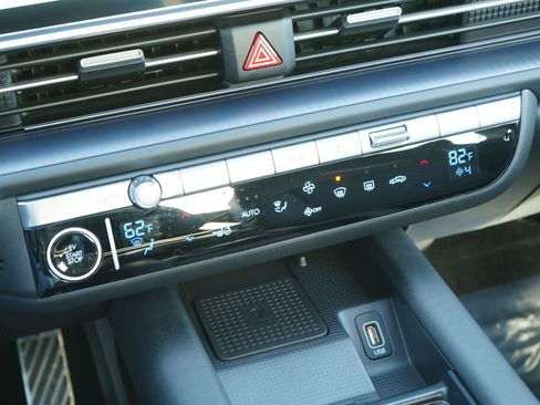 Certified 2025 Hyundai Ioniq 6 Limited image 19