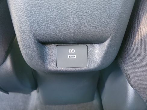 New 2025 Nissan Versa SR w/ Trunk Package image 13