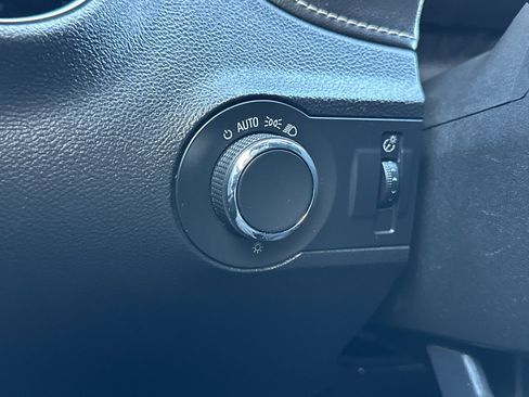 Used 2015 Chevrolet Camaro LS RWD image 37
