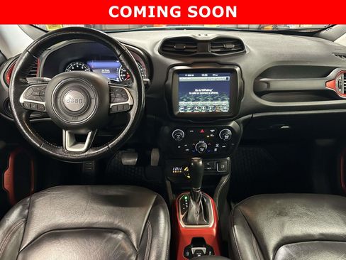 Certified 2021 Jeep Renegade Trailhawk AWD/4WD image 17