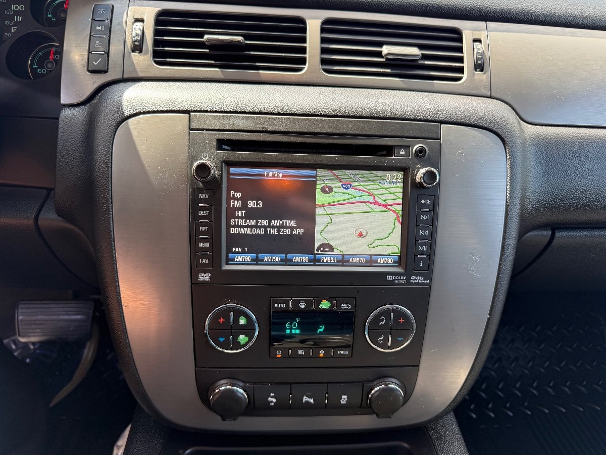 Used 2013 Chevrolet Silverado 1500 LTZ RWD image 25