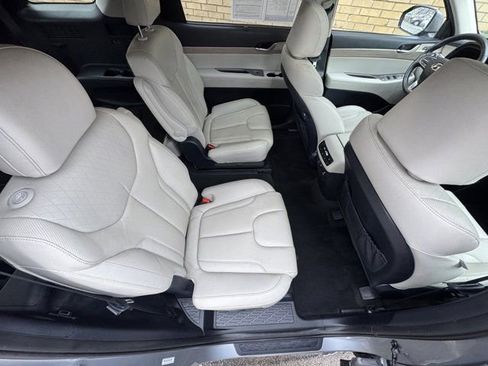 Used 2021 Hyundai Palisade SEL w/ Premium Package image 27