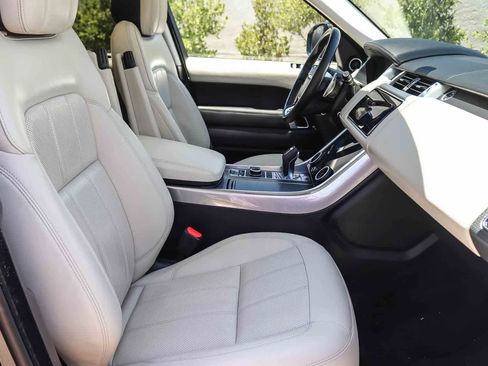 Used 2019 Land Rover Range Rover Sport Supercharged AWD/4WD image 16