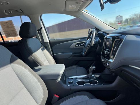 Used 2020 Chevrolet Traverse LT w/ LPO, Cargo Package image 47