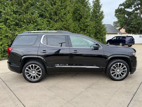Used 2023 GMC Acadia Denali w/ Denali Ultimate Package AWD/4WD image 32