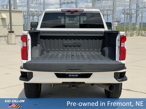 Certified 2024 Chevrolet Silverado 2500 High Country w/ High Country Premium Package AWD/4WD image 5