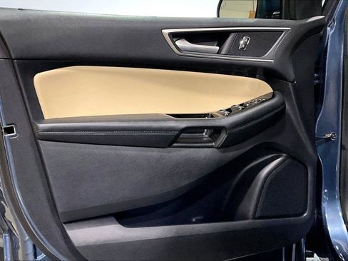 Used 2019 Ford Edge SEL w/ Equipment Group 201A AWD/4WD image 24