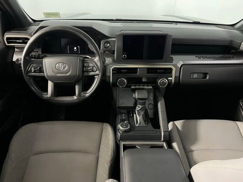 Used 2025 Toyota Tacoma SR5 image 12