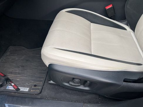 Used 2020 Land Rover Range Rover Velar R-Dynamic S image 10