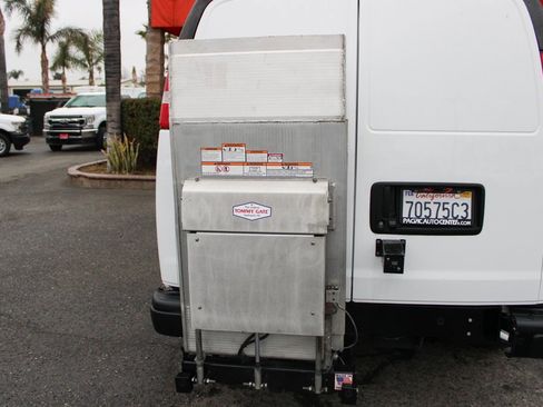 Used 2020 Chevrolet Express 3500 w/ Driver Convenience Package image 2