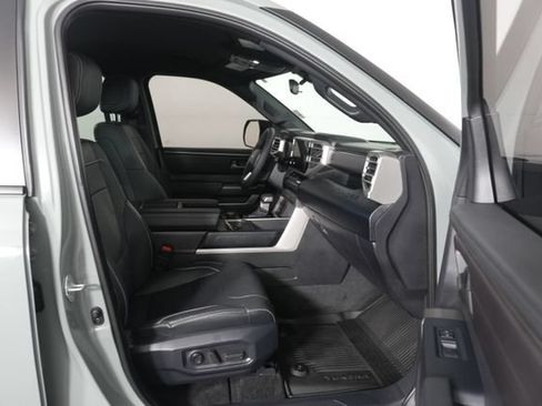 Used 2026 Toyota Tundra SR5 w/ SR5 Premium Package AWD/4WD image 27