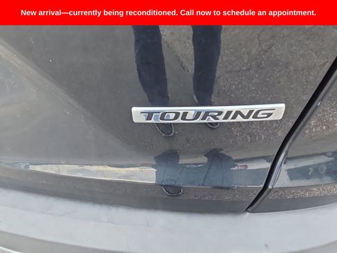 Used 2017 Honda CR-V Touring image 8
