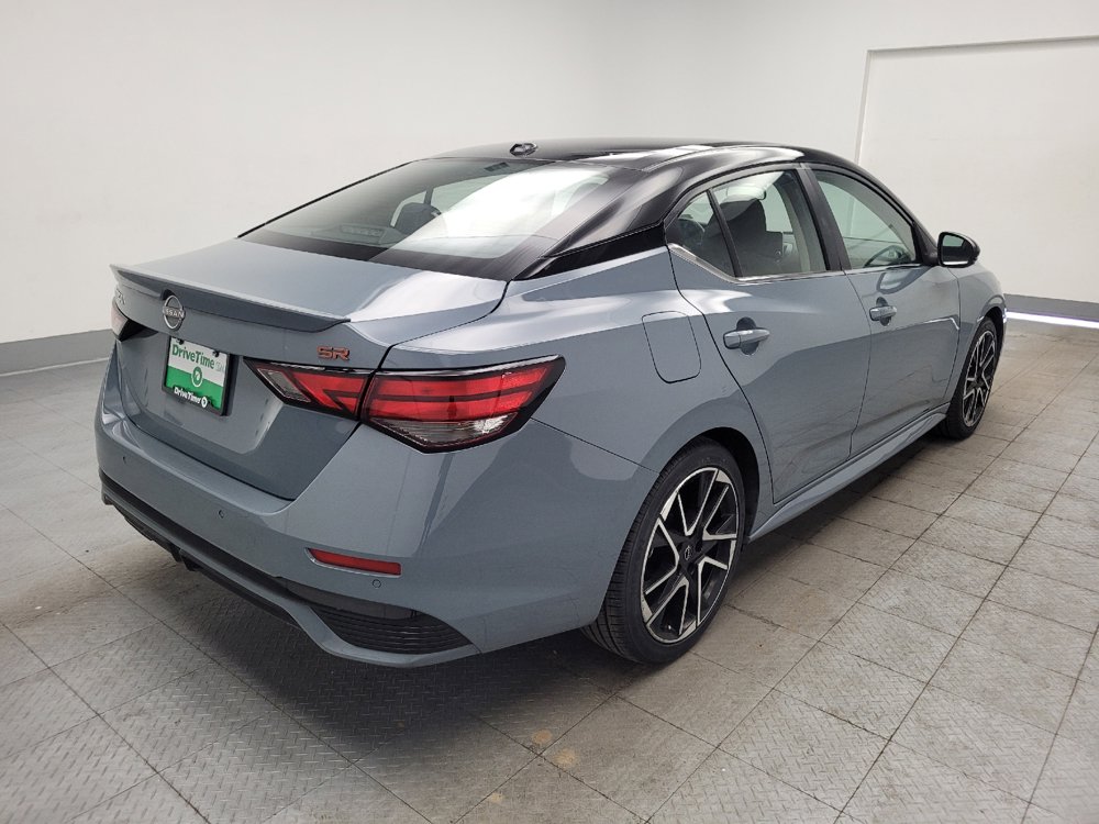 Used 2025 Nissan Sentra SR FWD image 9